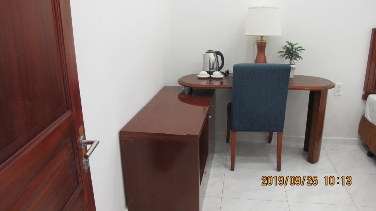 Khách sạn Bhome Dinh Cong Trang 2*
